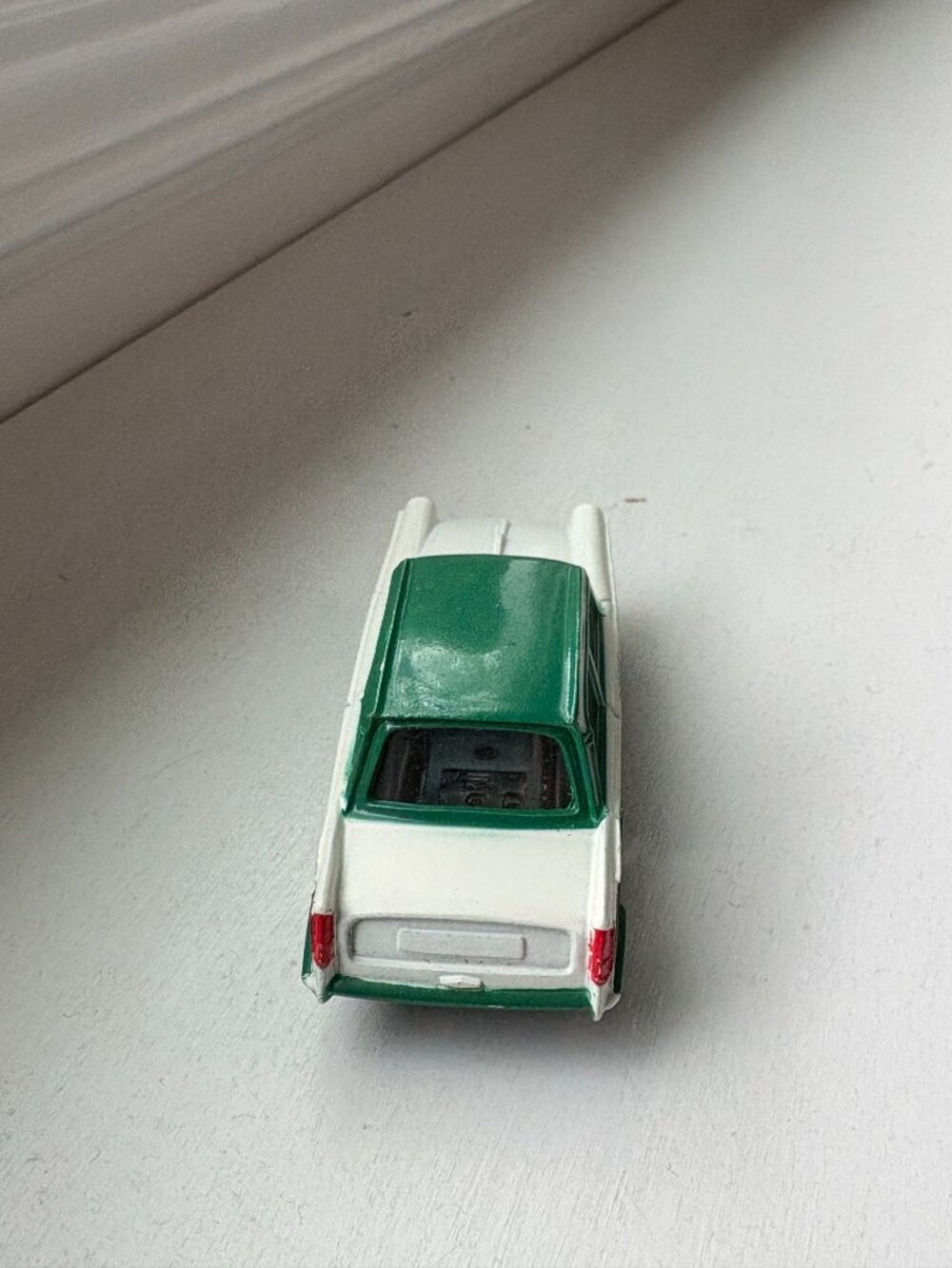A Car Collector's Dream - Picture 3 of 5